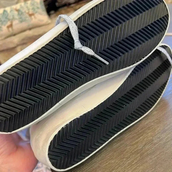 Golden Goose nwot size 41 - Picture 9 of 10